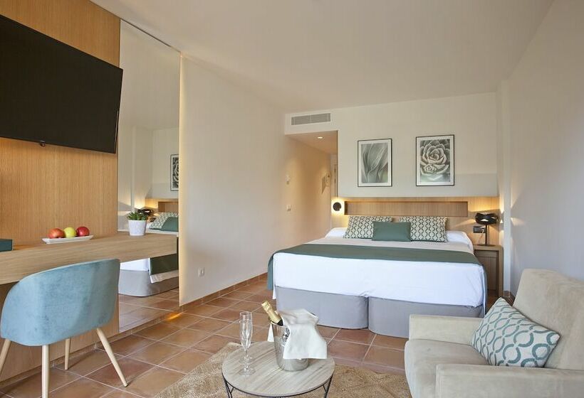 اتاق پرمیوم, Mon Port Hotel & Spa