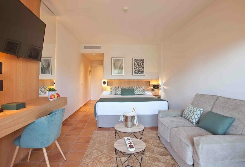 اتاق استاندارد سه نفره, Mon Port Hotel & Spa