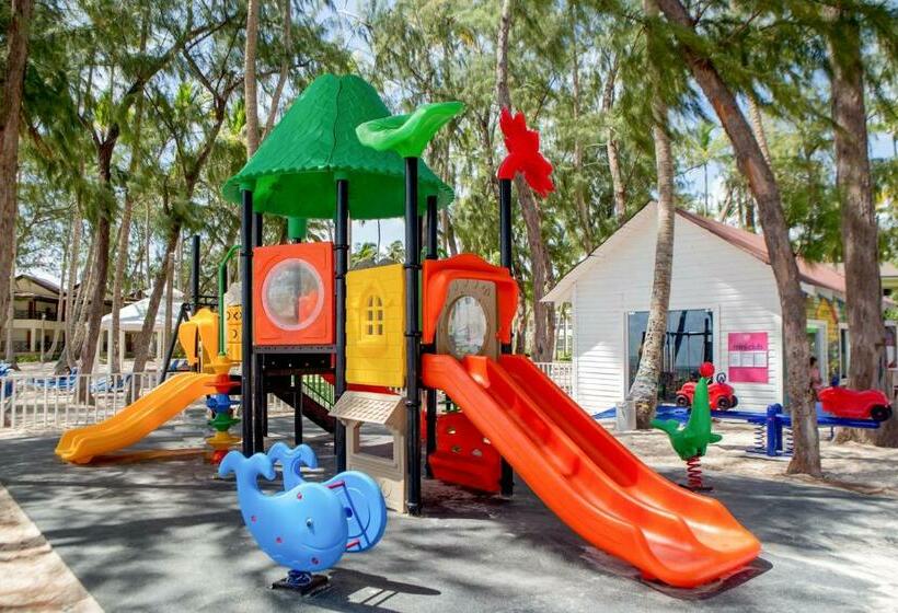 سوئیت جونیور کلوب با چشم‌انداز دریا, Vista Sol Punta Cana Beach Resort & Spa  All Inclusive