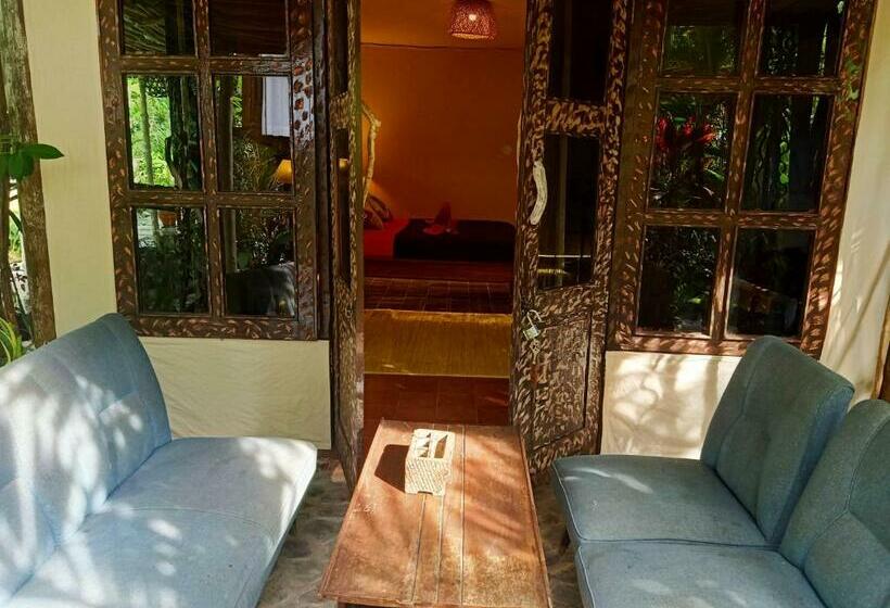 Номер Deluxe, Funkyplace