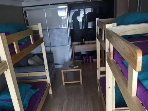 Кровать в Общей Комнате, He&her Youth Hostel