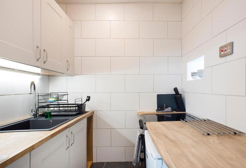 Апартаменты 2 Спальни, Rame Barton Guest House And Pottery
