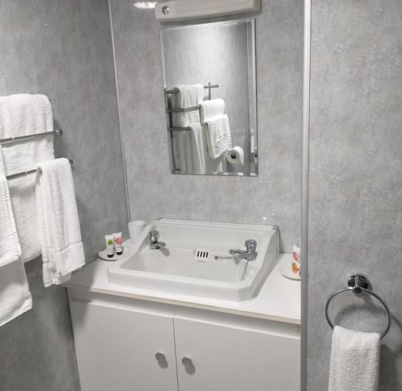 Family Suite, Llanina Arms