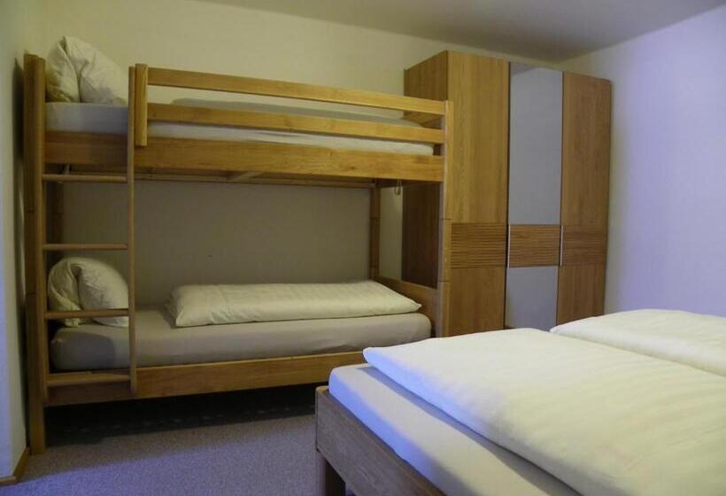 1 Bedroom Apartment Mountain View, Ferienwohnung Ski Hans