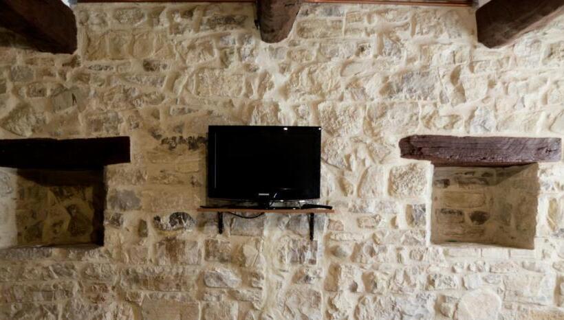 Люкс Повышенной Комфортности, Agriturismo Podere Acqualoreto