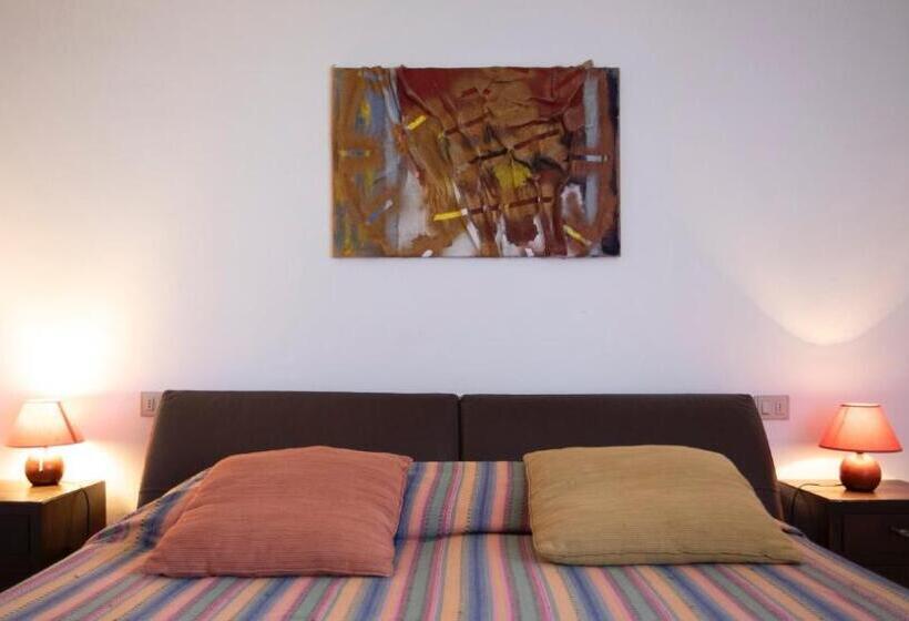 2 Bedrooms Apartment Mountain View, Agriturismo Podere Acqualoreto