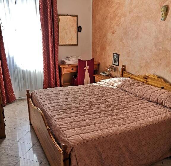 Номер Стандарт Трехместный, Albergo Diana