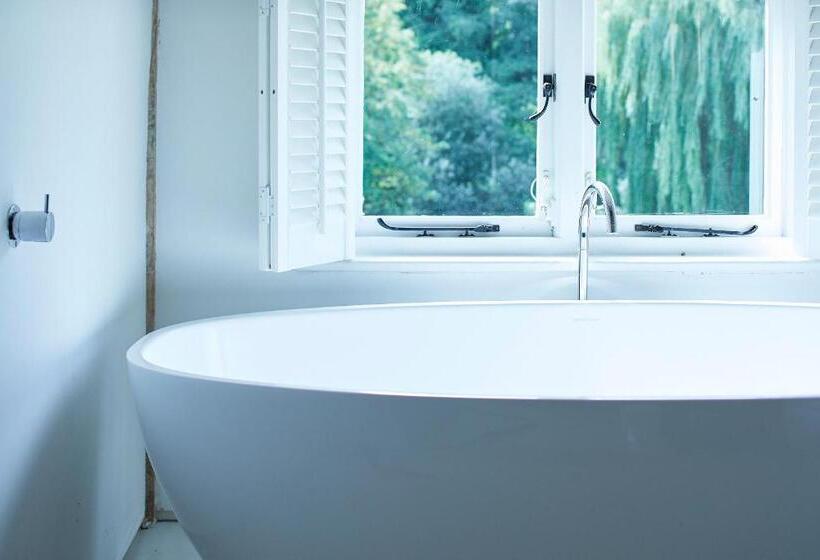 Номер Стандарт, Tuddenham Mill Luxury