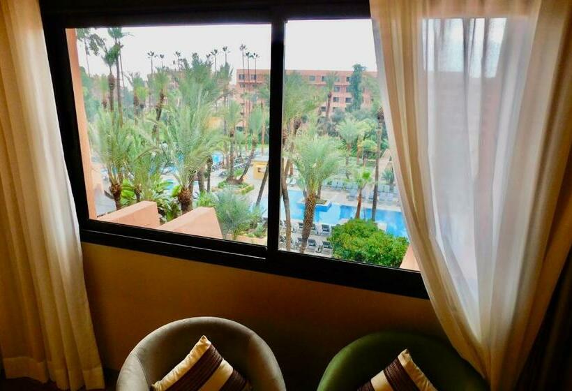 Chambre Supérieure Vue Piscine, Kenzi Rose Garden