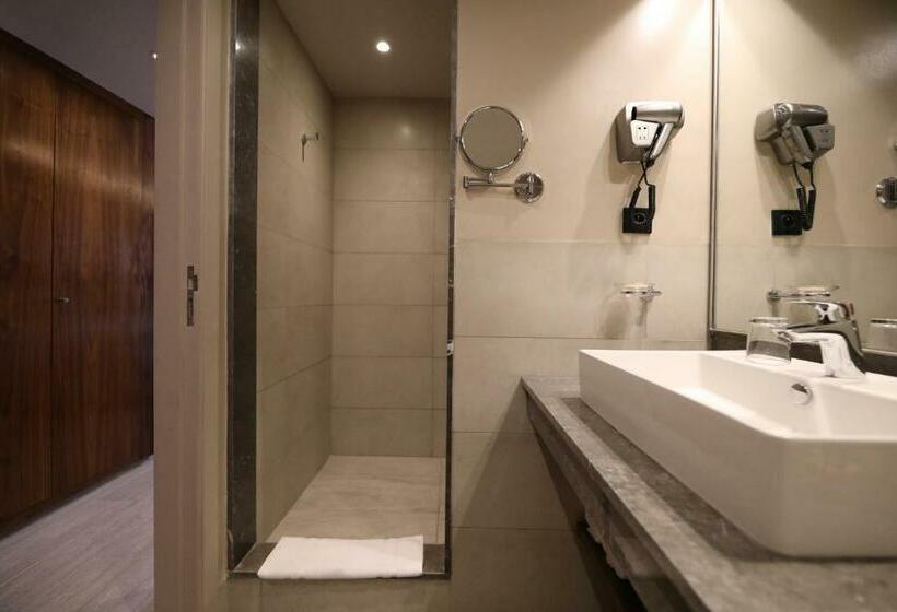 Chambre Deluxe Vue Piscine, Kenzi Rose Garden