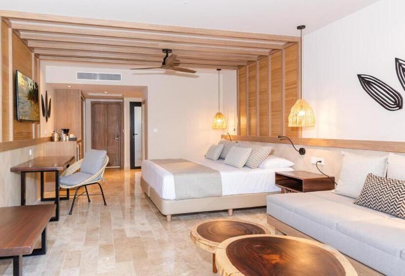 סוויטת ג'וניור פרמיום, Bahia Principe Luxury Akumal - All Inclusive