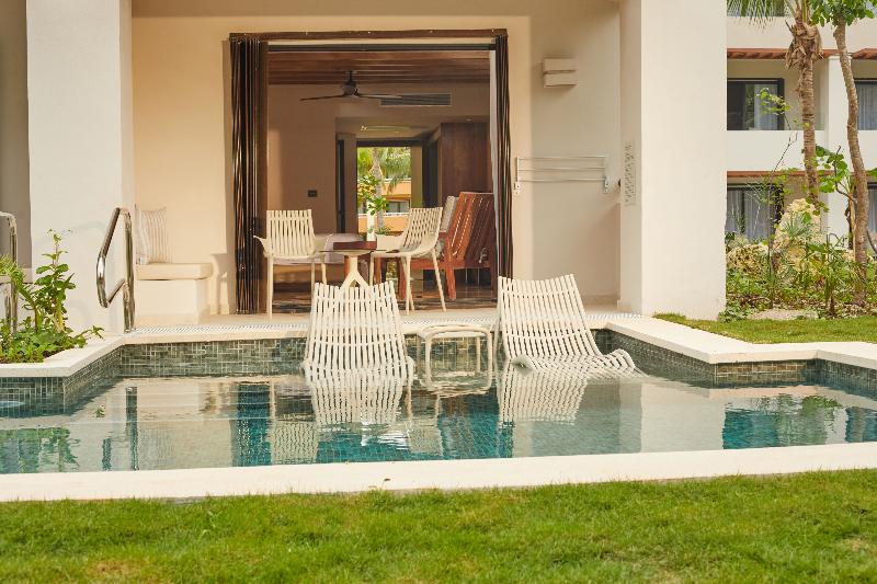 סוויטת ג'וניור דלוקס, Bahia Principe Luxury Akumal - All Inclusive