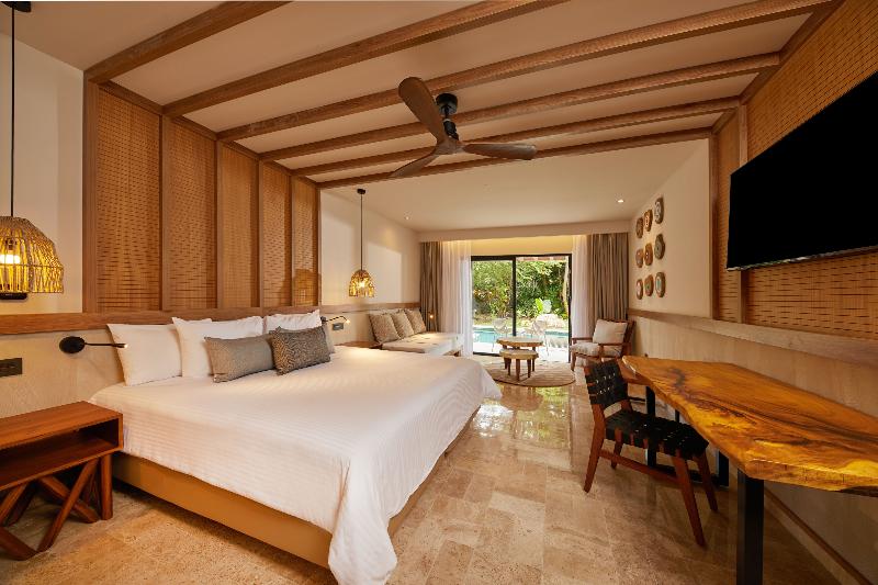 デラックスジュニアスイート, Bahia Principe Luxury Akumal - All Inclusive