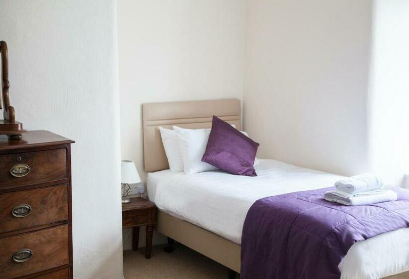 Family Suite, The Poltimore Inn