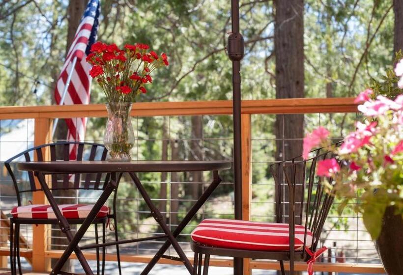 스위트, Elliott House Boutique Inn