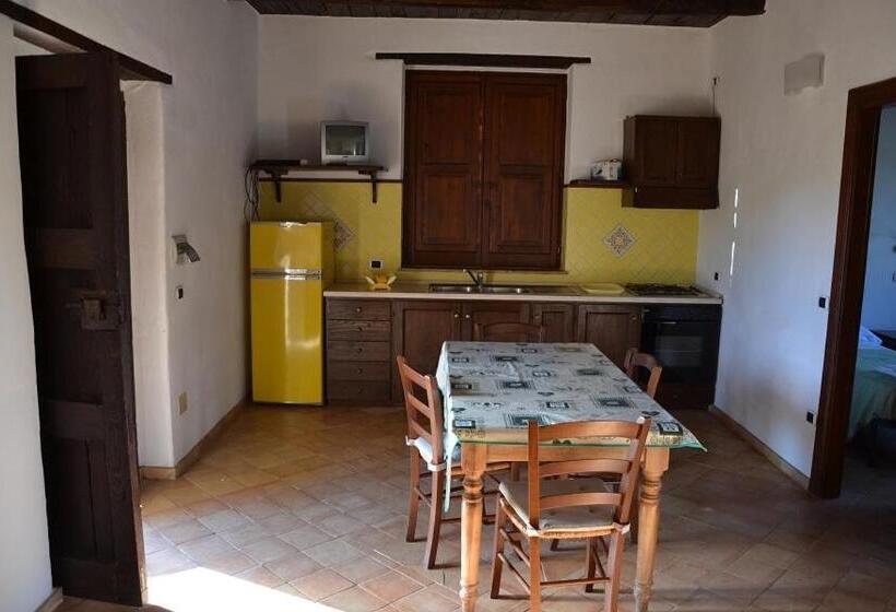 Апартаменты 2 Спальни, Agriturismo Le Favate