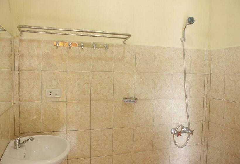 Номер Стандарт, Gokhon Guest House