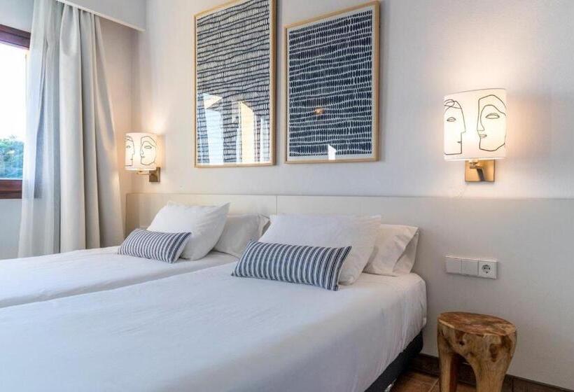 Студия Стандарт Вид на Море, Calallonga Hotel Menorca