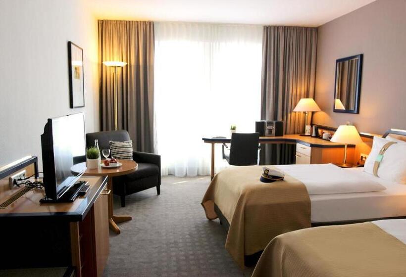 高级寓所标准房间, Hi Hotel International Hamburg