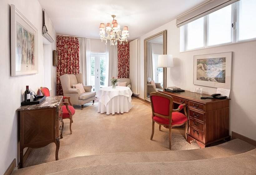Номер Deluxe, Manoir Du Dragon