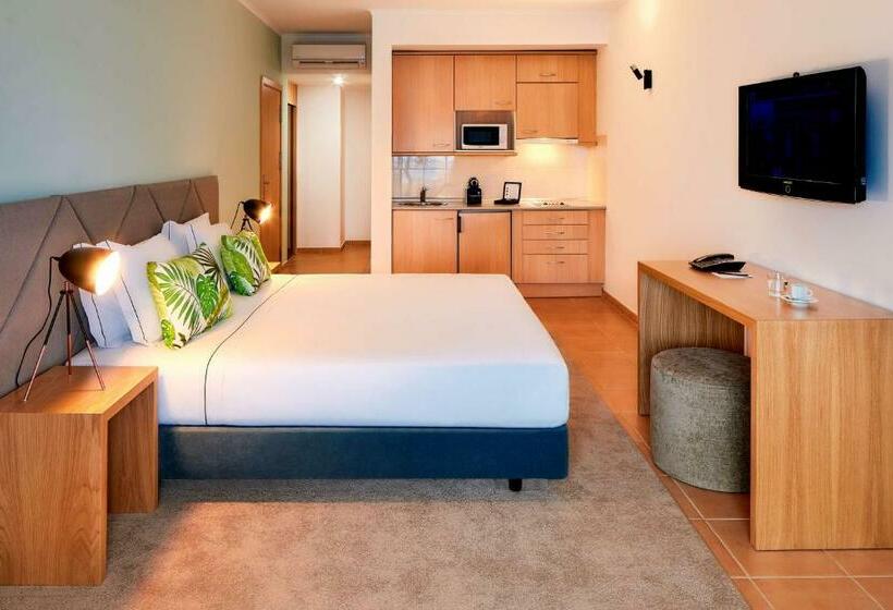 Студия Стандарт, NH Marina Portimao Resort