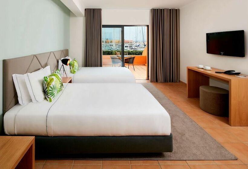Семейное Студио, NH Marina Portimao Resort