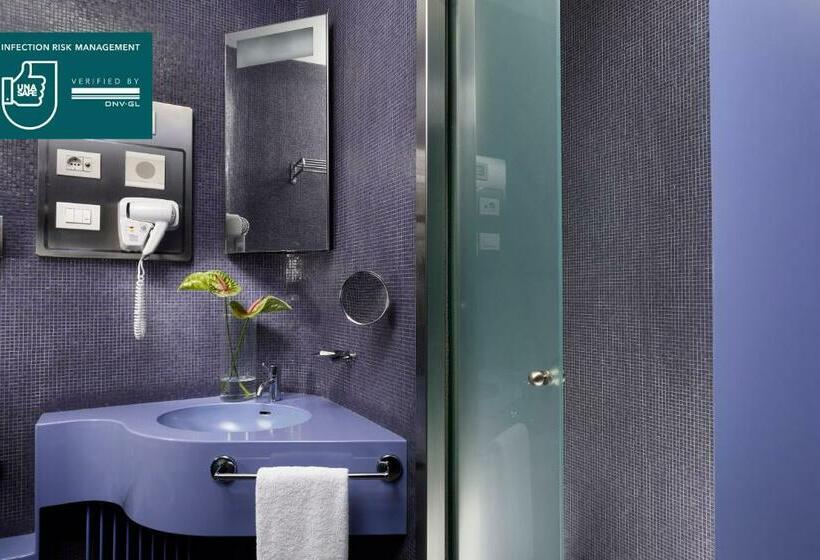 اتاق کلاسیک یک تخته, Unahotels Vittoria Firenze