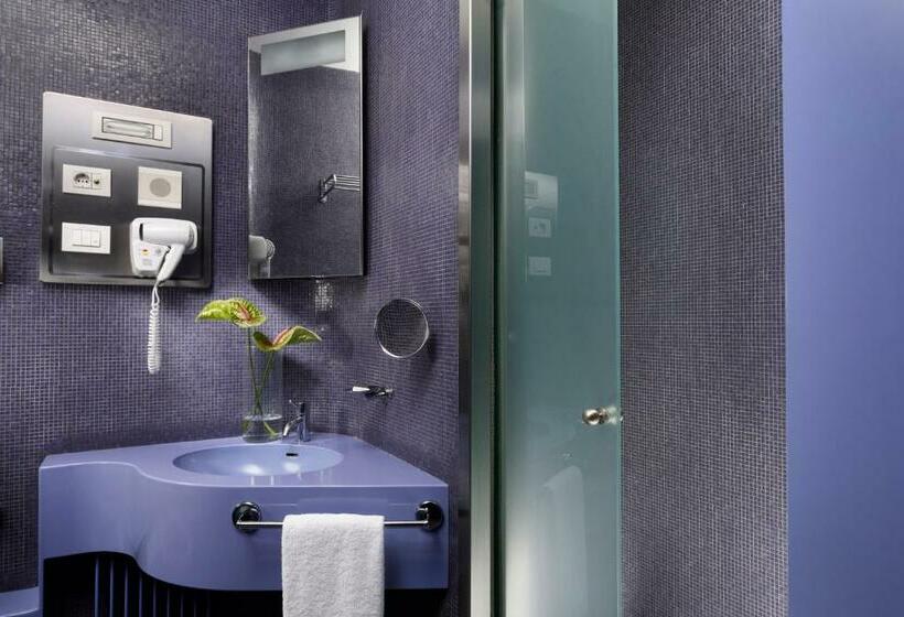 اتاق کلاسیک, Unahotels Vittoria Firenze