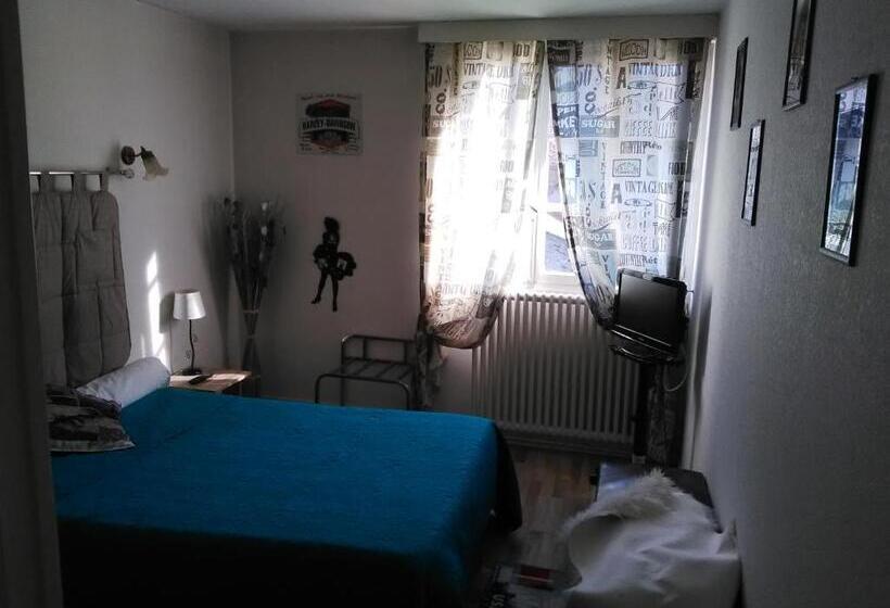 Номер Стандарт, Le Relais De La Marche