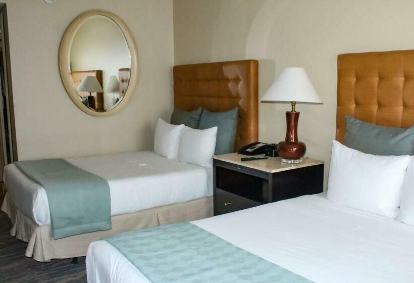Номер Стандарт 2 Двуспальные Кровати, Four Points San Jose Costa Rica