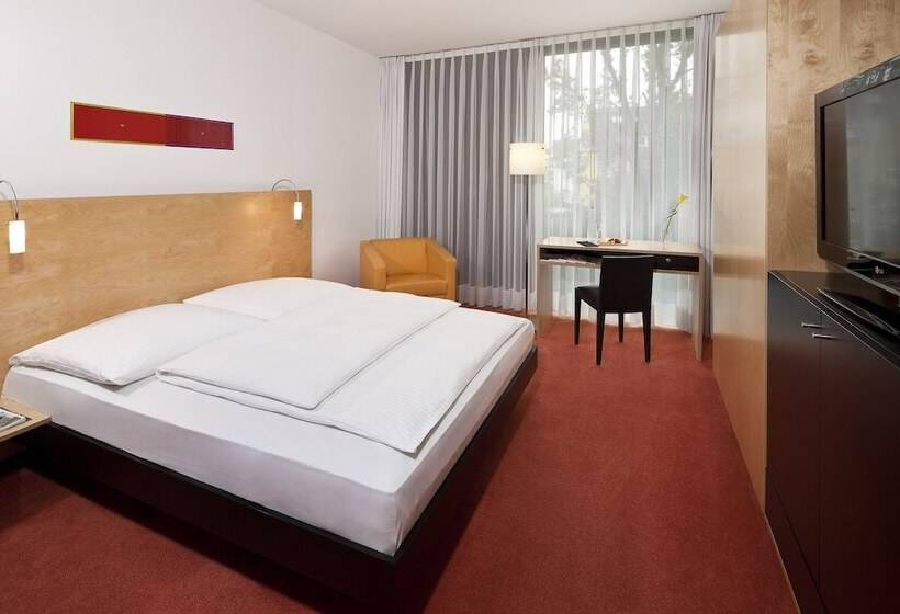 Номер Стандарт, Innside By Meliá Düsseldorf Seestern