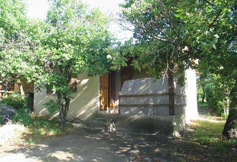 Дом 1 Спальня, Hôtel Les Persèdes