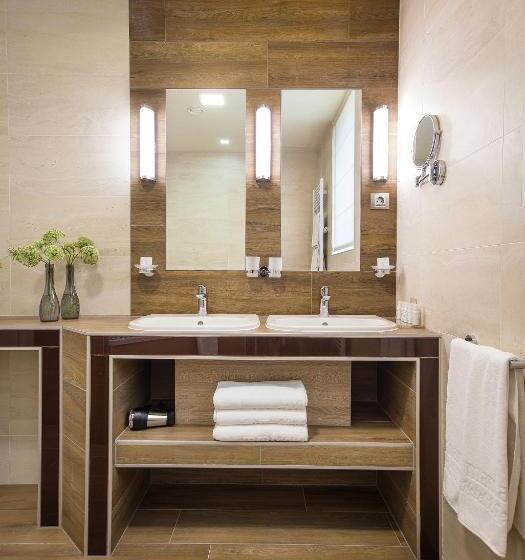 Полулюкс, Mamaison Hotel Andrassy Budapest