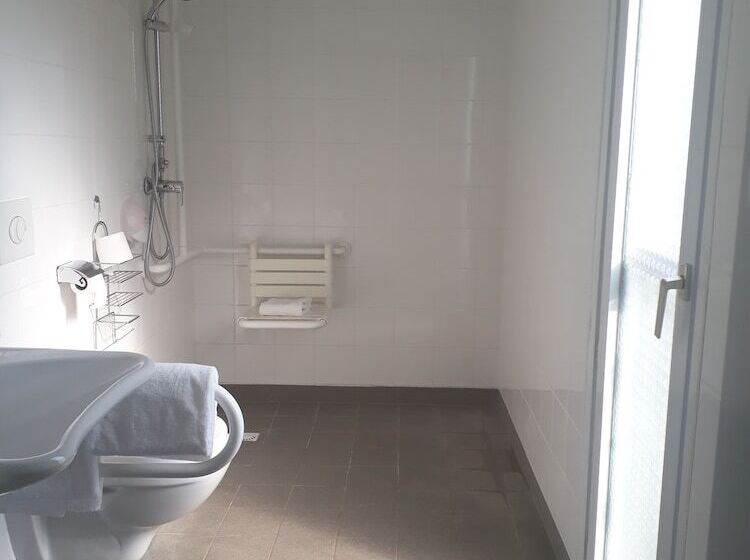 Семейный Номер, B Hotel Troyes Aéroport