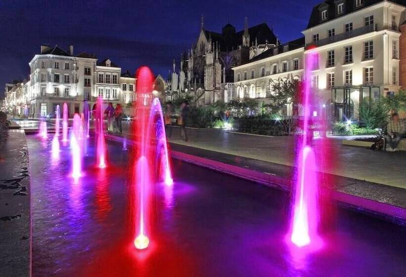 Номер Superior, B Hotel Troyes Aéroport