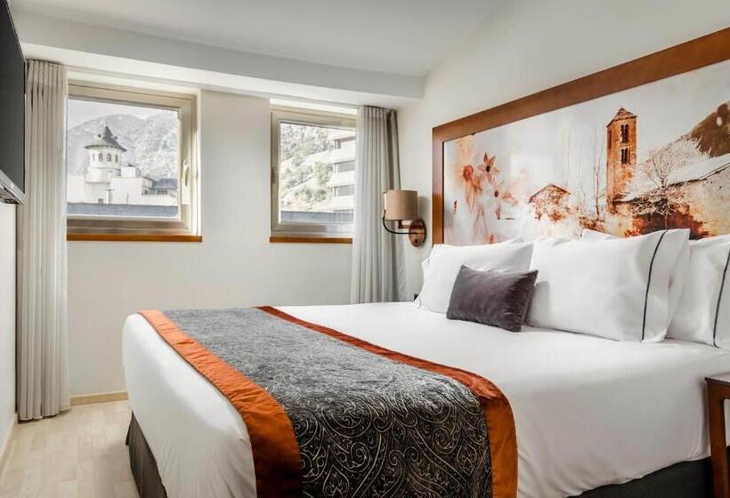 اتاق لوکس سه تخته, Eurostars Andorra
