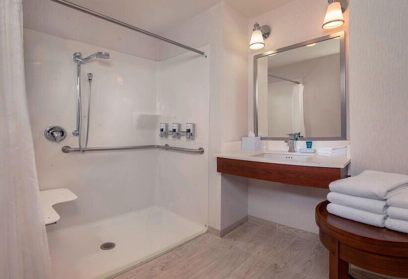 Номер Стандарт, Four Points By Sheraton Newark Christiana Wilmington