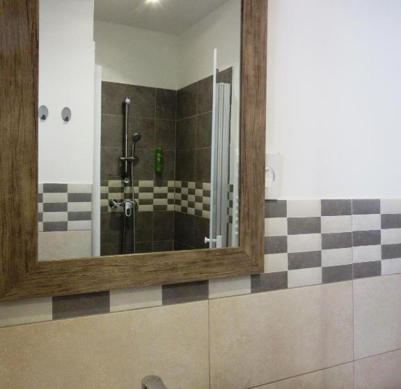 Номер Комфорт, Logis Hôtel Des Causses