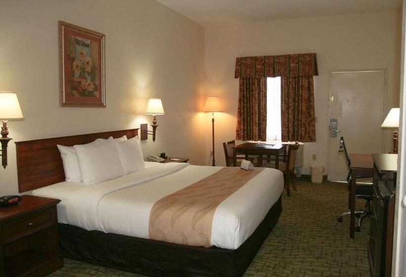 Номер Deluxe, Quality Inn
