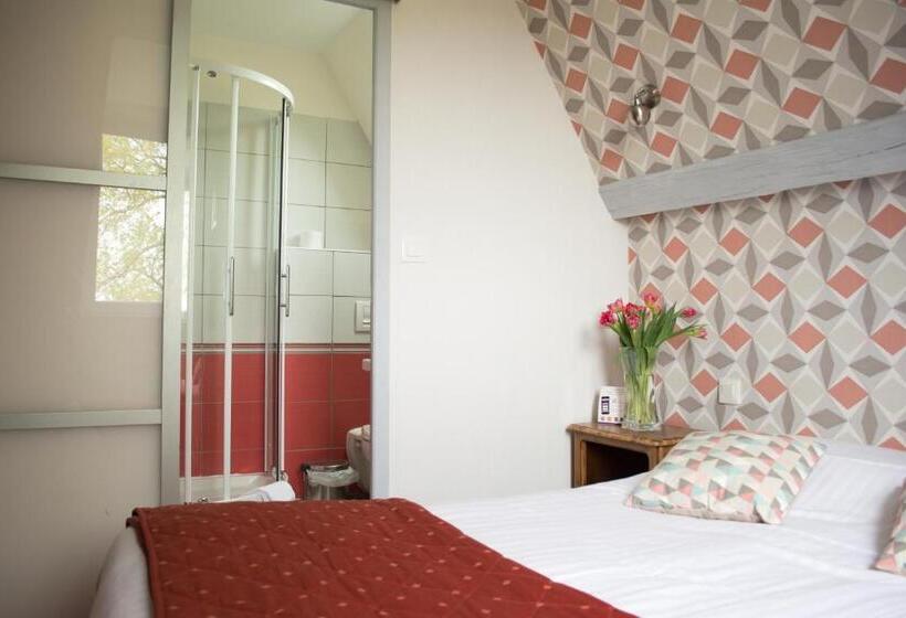 Номер Стандарт, The Originals Boutique, Hôtel Le George, Loches