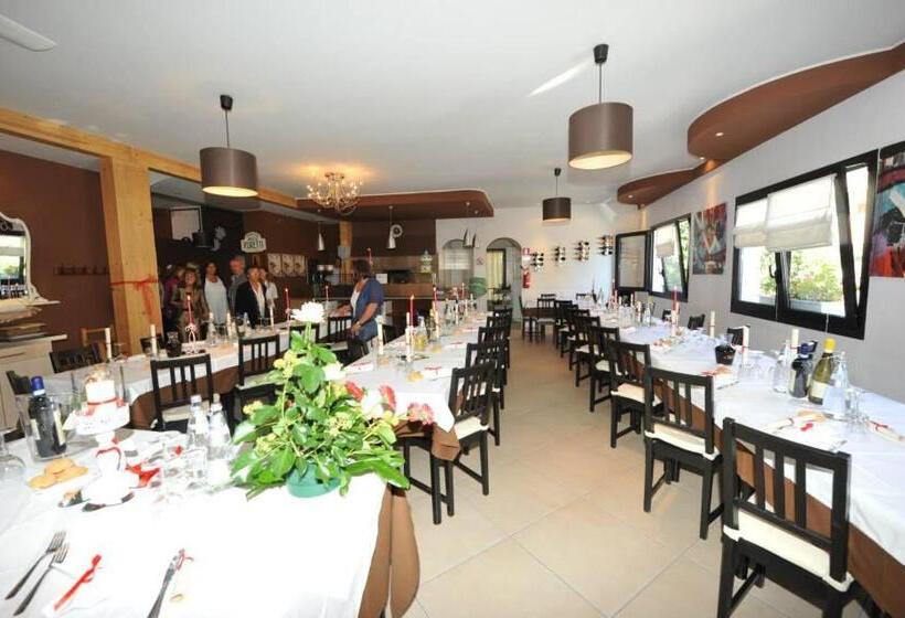 스탠다드 발코니 룸, Albergo Sangrilà