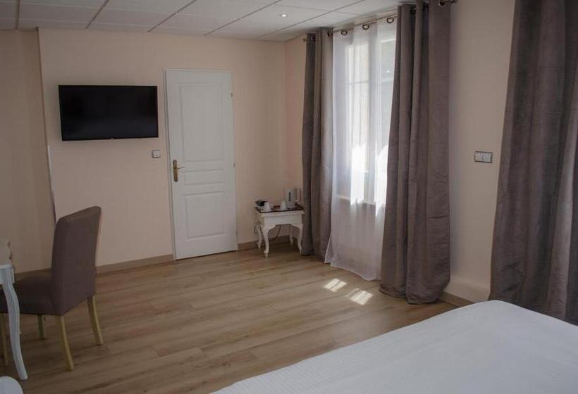 디럭스 룸 킹사이즈 침대, Hôtel Lac Et Forêt