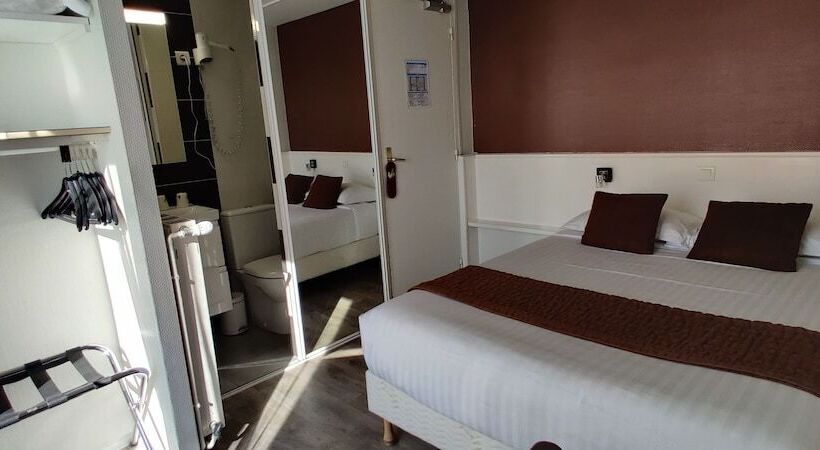 可观海景的舒适型房间, Logis Hôtel Les Bleuets