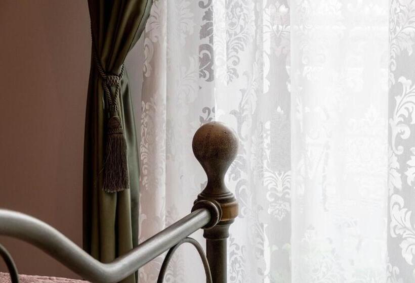 Трехместный Номер Стандарт с Балконом, B&b Meraviglie D Abruzzo Montesilvano