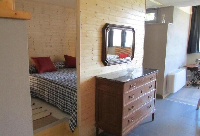 استودیو خانوادگی, B&b Vignalunga