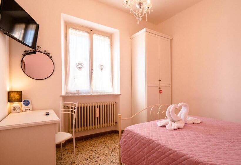Номер Стандарт, Casa Mafalda   Rooms, Friends And More Affittacamere   Guest House