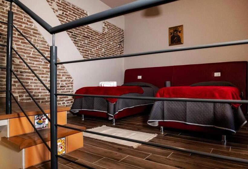 اتاق استاندارد با بالکن, Il Carro Comfortable Rooms