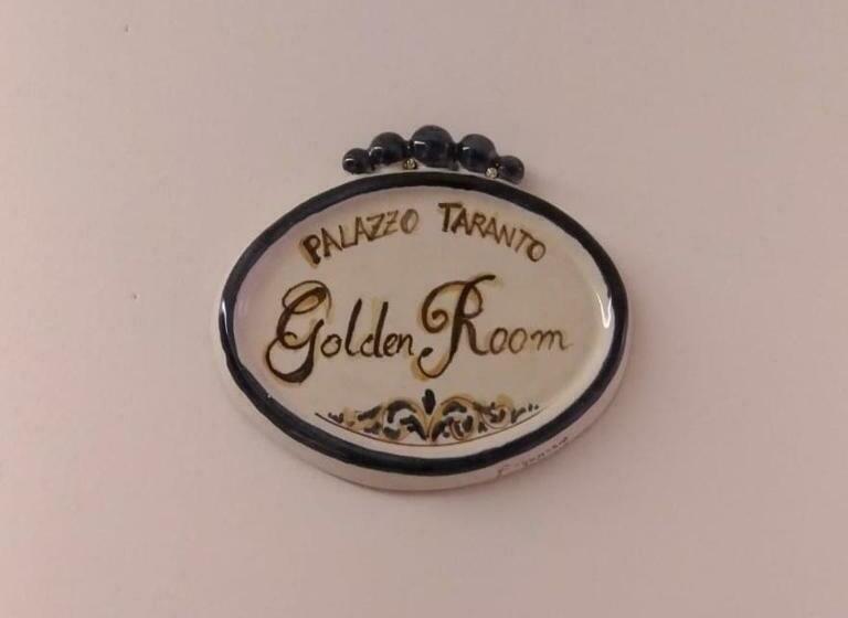 豪华房间, Palazzo Taranto Luxury Rooms