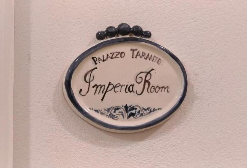 豪华房间, Palazzo Taranto Luxury Rooms