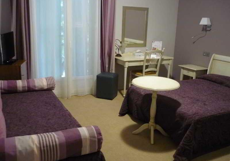 스탠다드 트리플 룸, Hôtel Restaurant Logis Hotellerie De Balajan